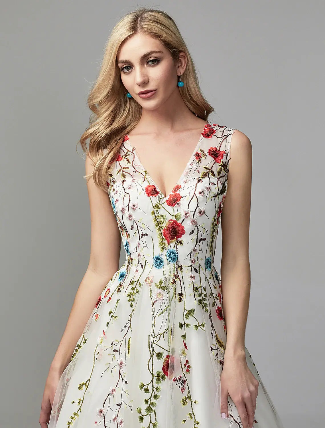 Beach Wedding A-Line Special Occasion Dresses Floral Dress Valentine's Day Wedding Guest Floor Length Sleeveless V Neck Lace with Embroidery Appliques dress