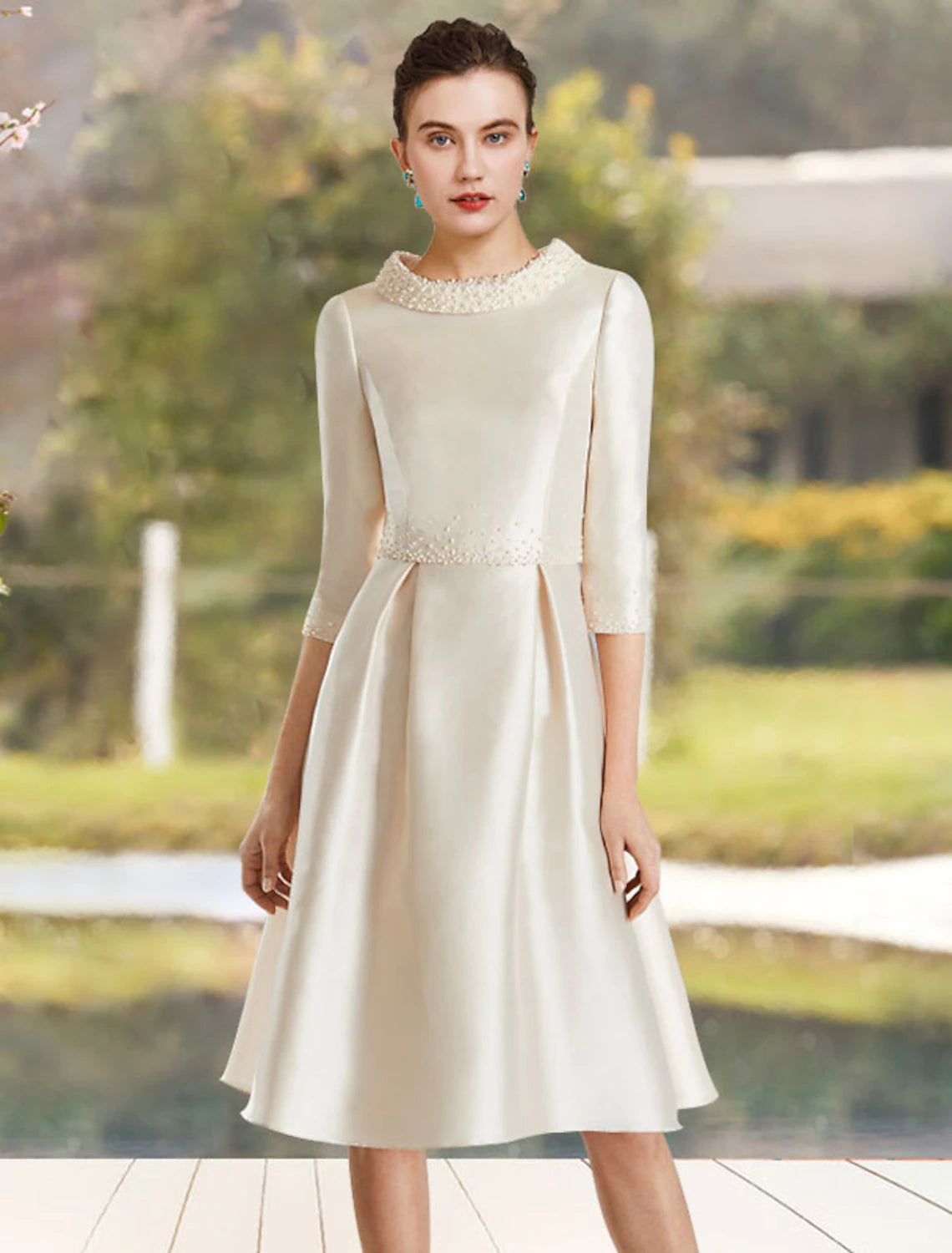 A-Line Mother of the Bride Dress Wedding Guest Elegant Jewel Neck Knee Length Satin Half Sleeve with Beading dress