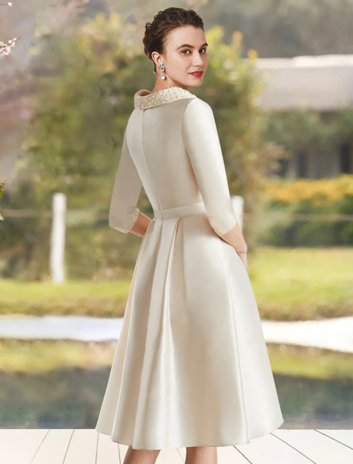 A-Line Mother of the Bride Dress Wedding Guest Elegant Jewel Neck Knee Length Satin Half Sleeve with Beading dress