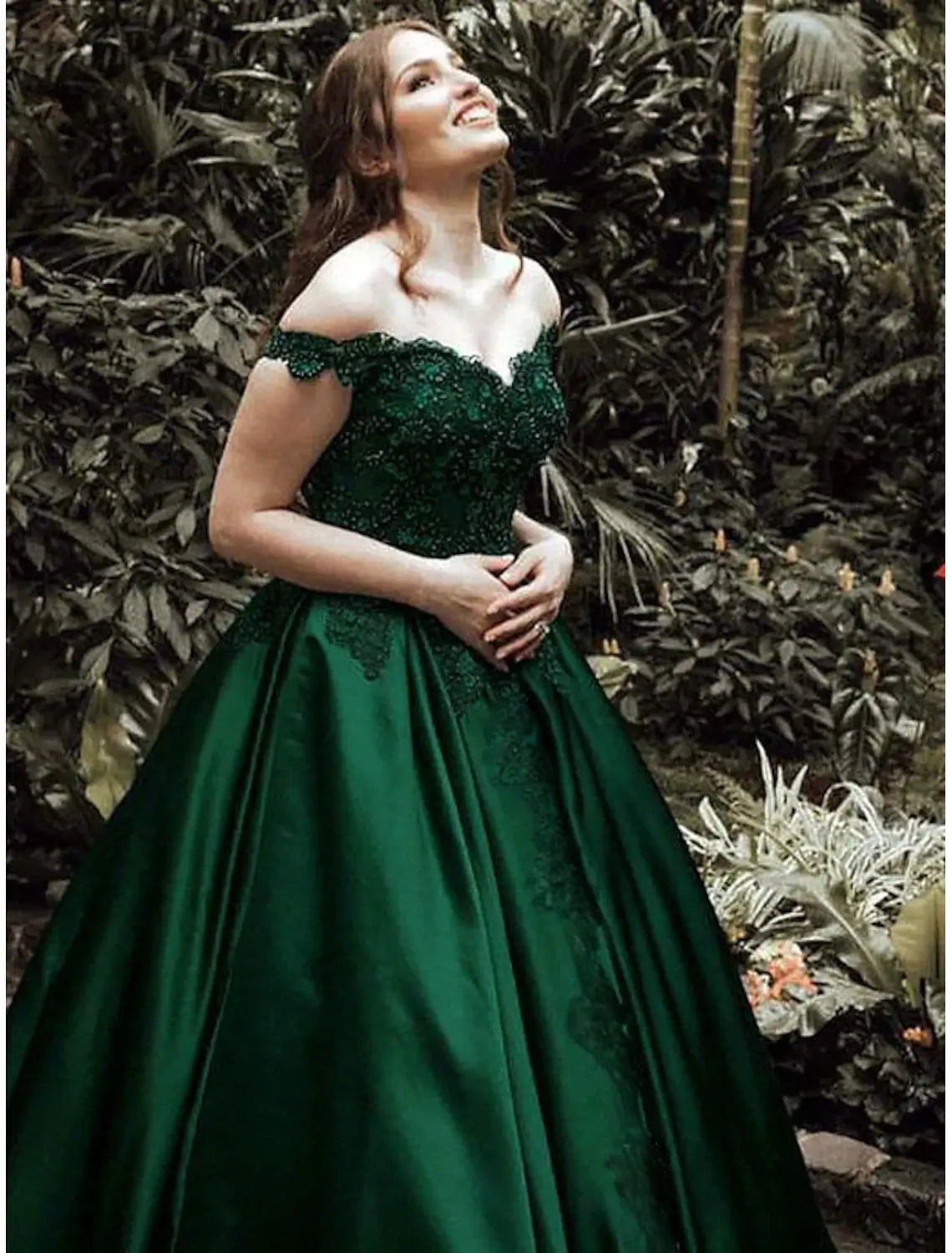 Ball Gown Evening Gown Luxurious Dress Quinceanera Prom Floor Length Sleeveless Off Shoulder Satin with Appliques Christmas Dress