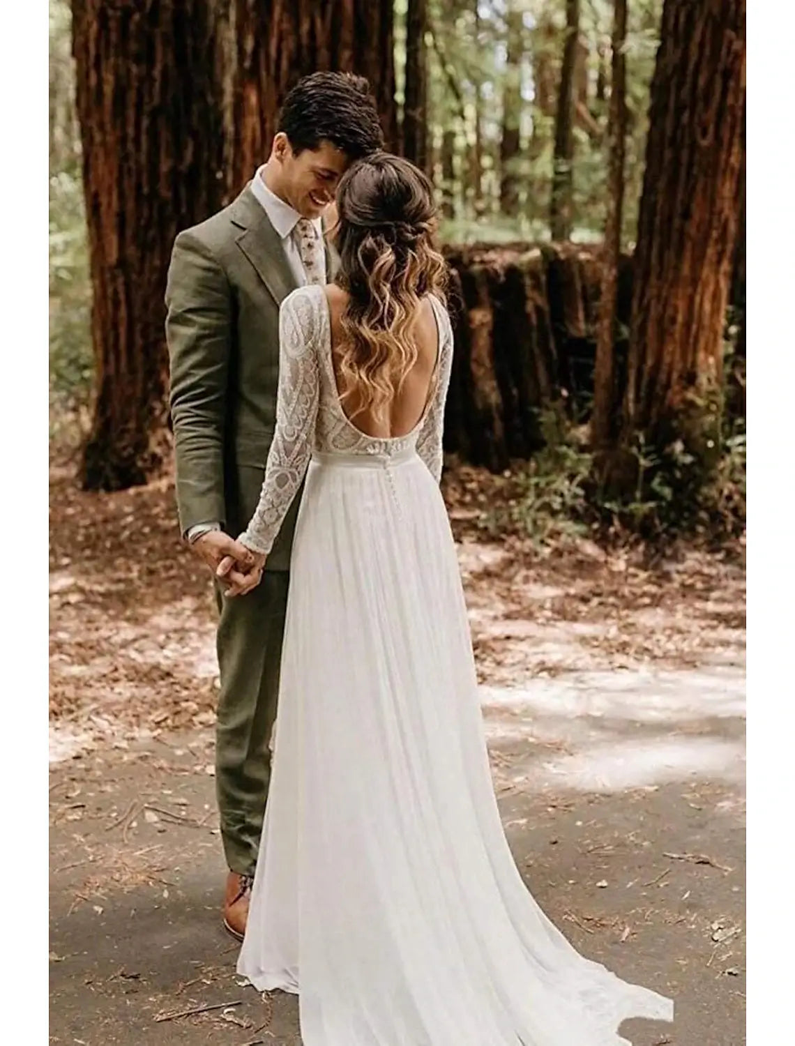 Beach Wedding Beach Open Back Boho Wedding Dresses A-Line Scoop Neck Long Sleeve Sweep / Brush Train Lace Bridal Gowns With Pleats Appliques