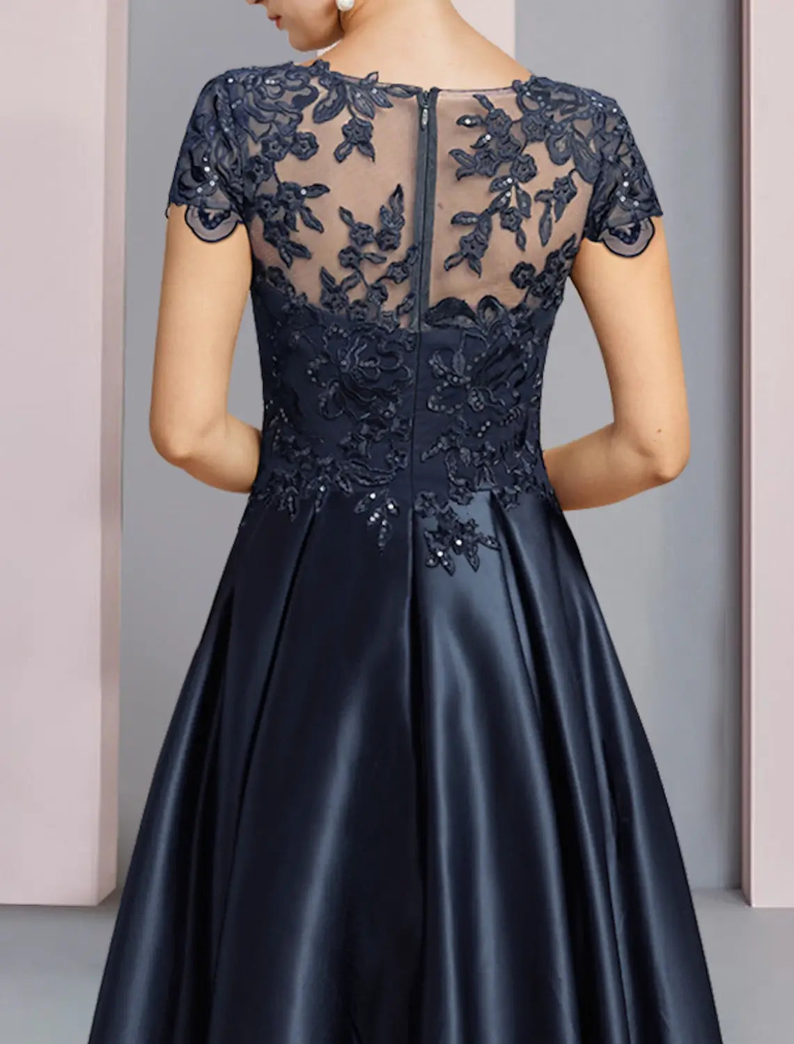 A-Line Mother of the Bride Dress Formal Wedding Guest Elegant Party High Low Scoop Neck Asymmetrical Tea Length Satin Lace Half Sleeve with Sequin Appliques
