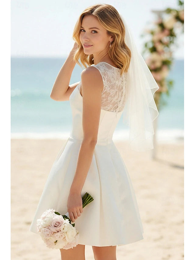 A-Line Mermaid Trumpet Short Mini White Dress Wedding Dresses Bridal Shower Dresses Bridal Gown Elegant Little White Dresses Sleeveless Crew Neck Wedding Graduation Satin Lace with Lace Pleats