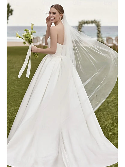 Hall Wedding Dresses A-Line Sweetheart Strapless Sleeveless Court Train Satin Bridal Gowns With Solid Color