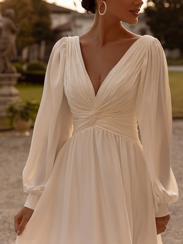 Beach Wedding Formal Simple Wedding Dresses A-Line V Neck Long Sleeve Court Train Chiffon Bridal Gowns With Pleats Ruched