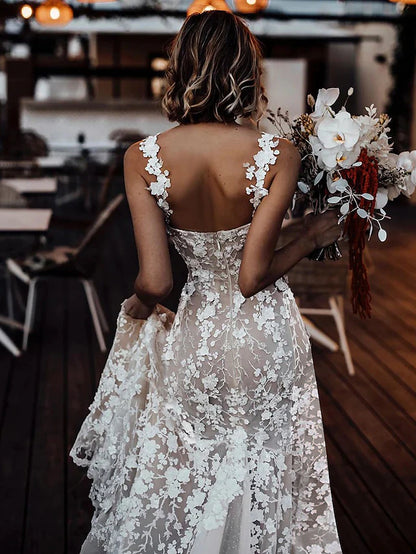 Beach Boho Simple Wedding Dress A-Line Sweetheart Regular Straps Court Train Lace Bridal Gowns With Appliques Split Front