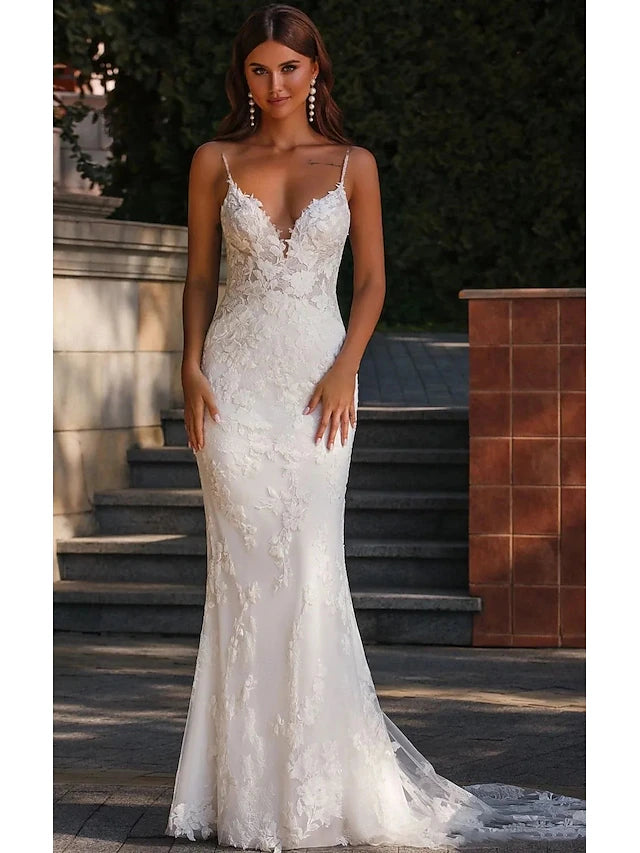 Wedding Dresses Mermaid / Trumpet V Neck Spaghetti Strap Sleeveless Court Train Lace Bridal Gowns With Embroidery Appliques