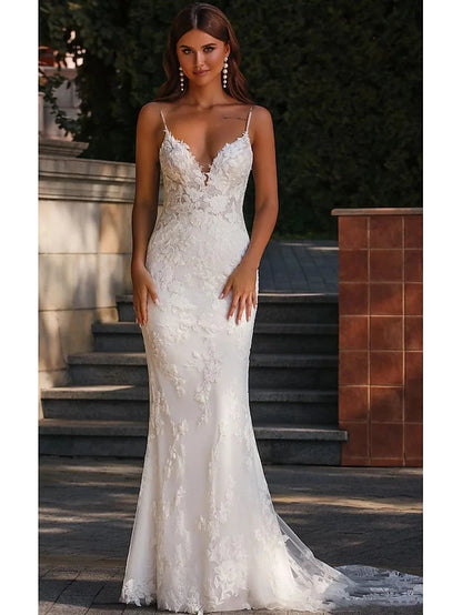 Wedding Dresses Mermaid / Trumpet V Neck Spaghetti Strap Sleeveless Court Train Lace Bridal Gowns With Embroidery Appliques