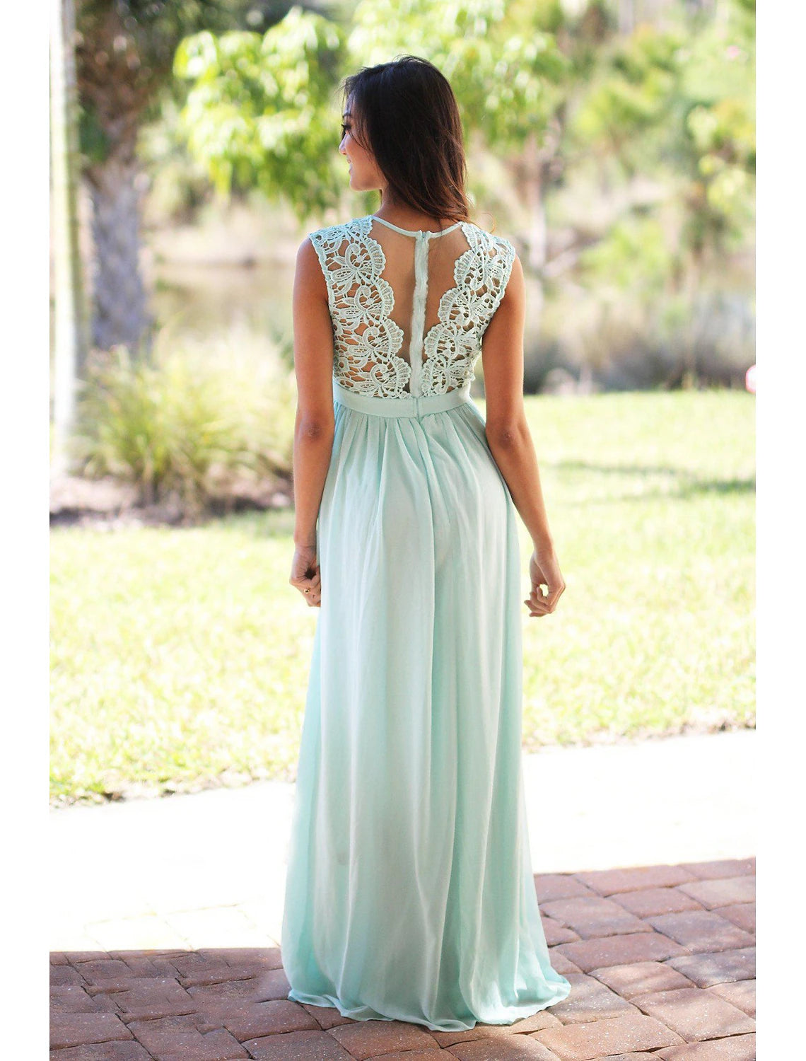 A-Line Bridesmaid Dress Jewel Neck Sleeveless Elegant Floor Length Chiffon / Lace with Sash / Ribbon / Pleats dress