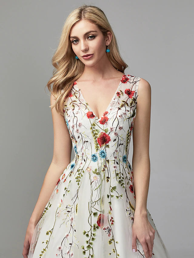A-Line Floor Length Prom Dresses Floral White Sleeveless V Neck Valentine's Day Wedding Guest Lace Tulle with Embroidery Appliques